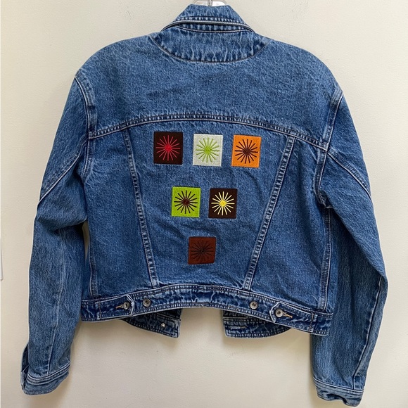 Unique Gap Denim Jacket - Picture 8 of 10